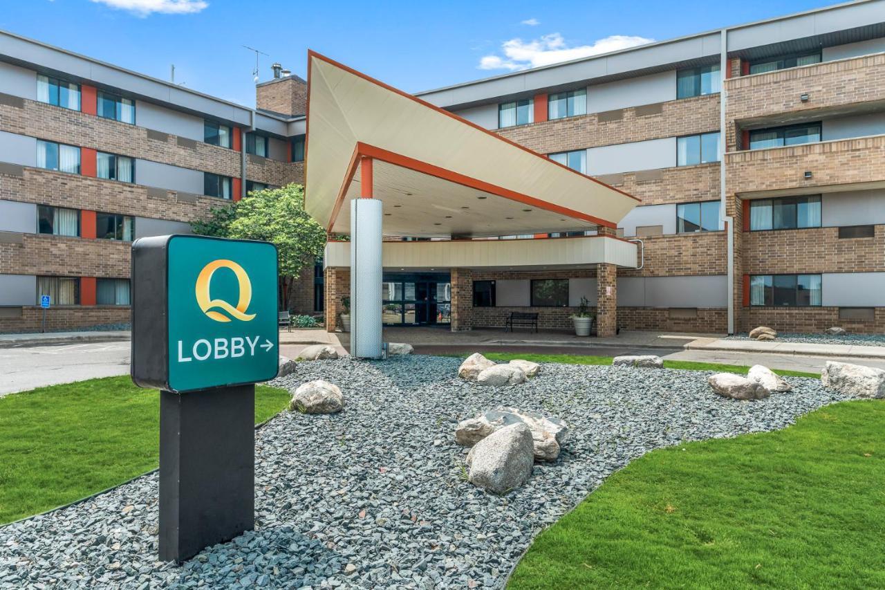 Quality Inn & Suites Mall Of America - Msp Airport Bloomington Exterior foto